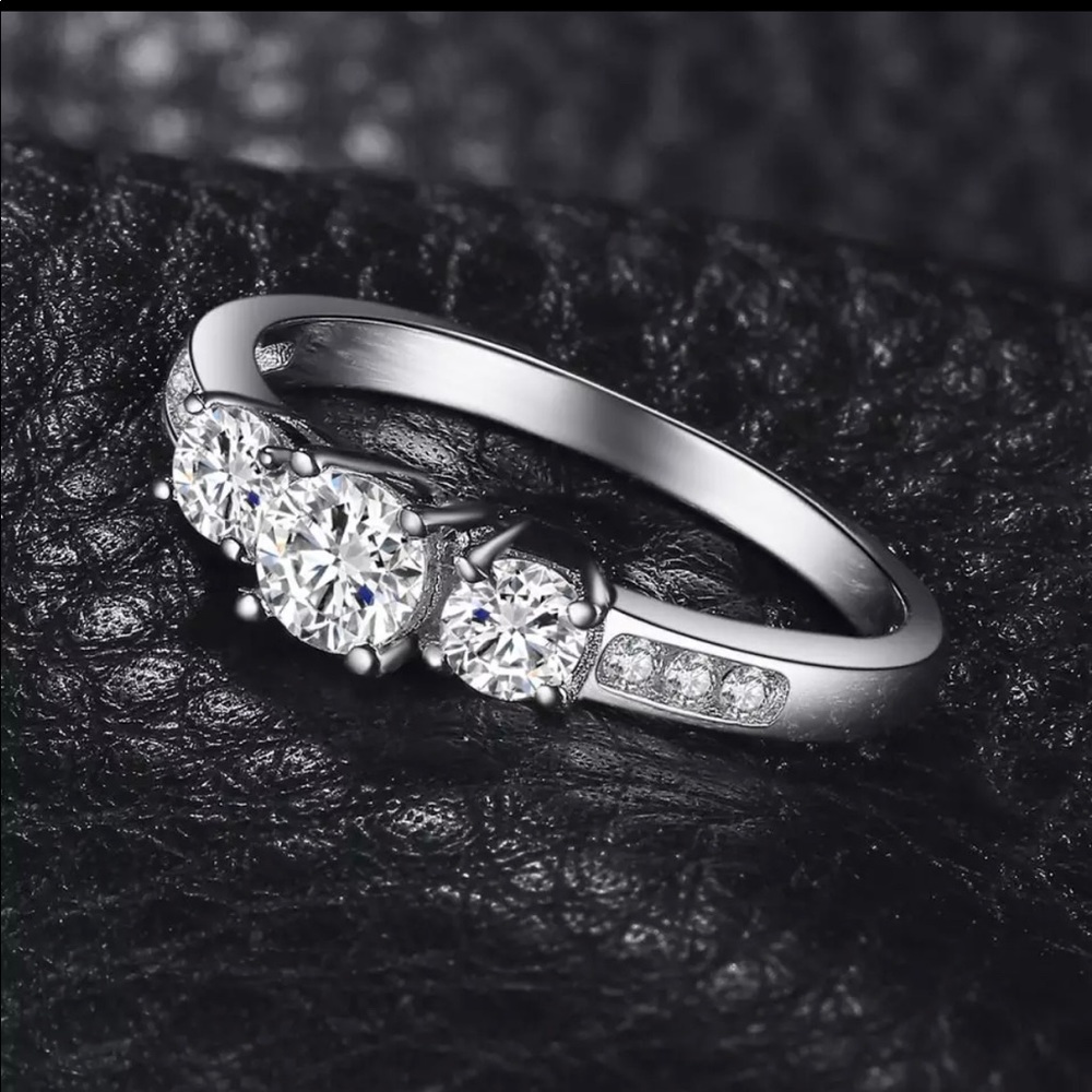 Solid 925 Silver 1.4ct Diamond Engagement Ring - Picture 2 of 7